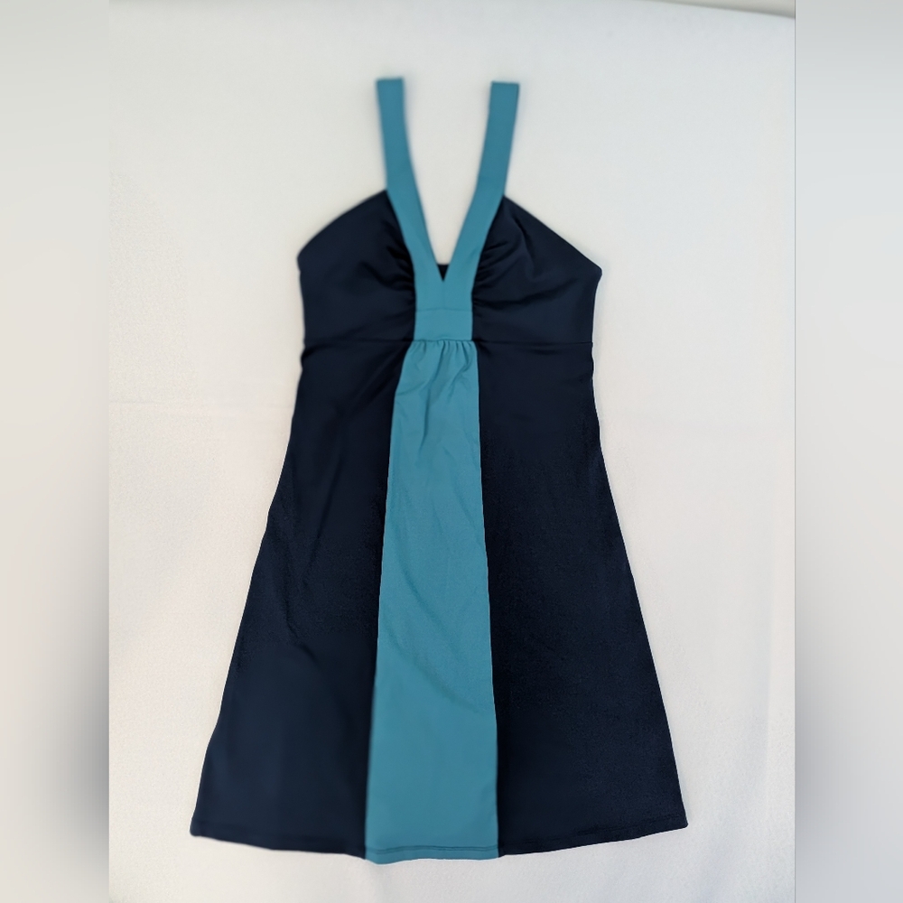 Patagonia Activewear Dress MEDIUM Walking Track Flowy Excel Used Cond Outdoors - Picture 2 of 4